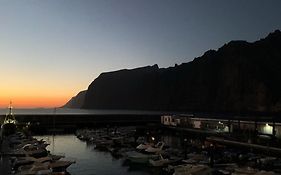 Summertime Sunset Los Gigantes